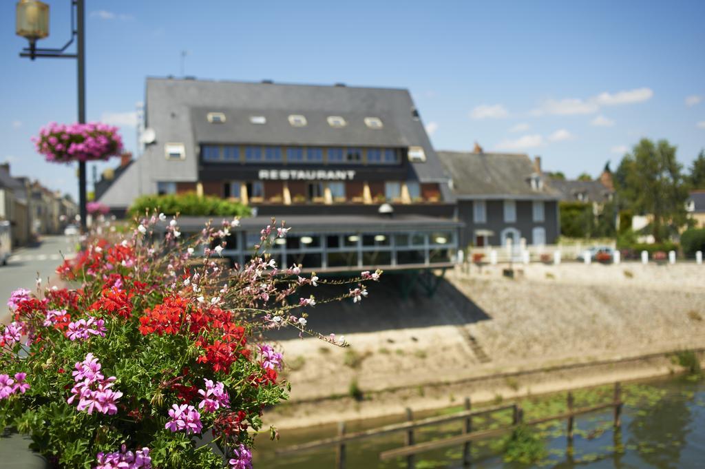 Les Ondines Hotel Les Hauts-d'Anjou Exterior foto